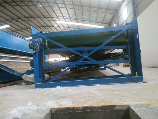 Keçe Elyafı Yapma Makinesi 3.5 M Dokunmamış İğne Delme Makinesi ile